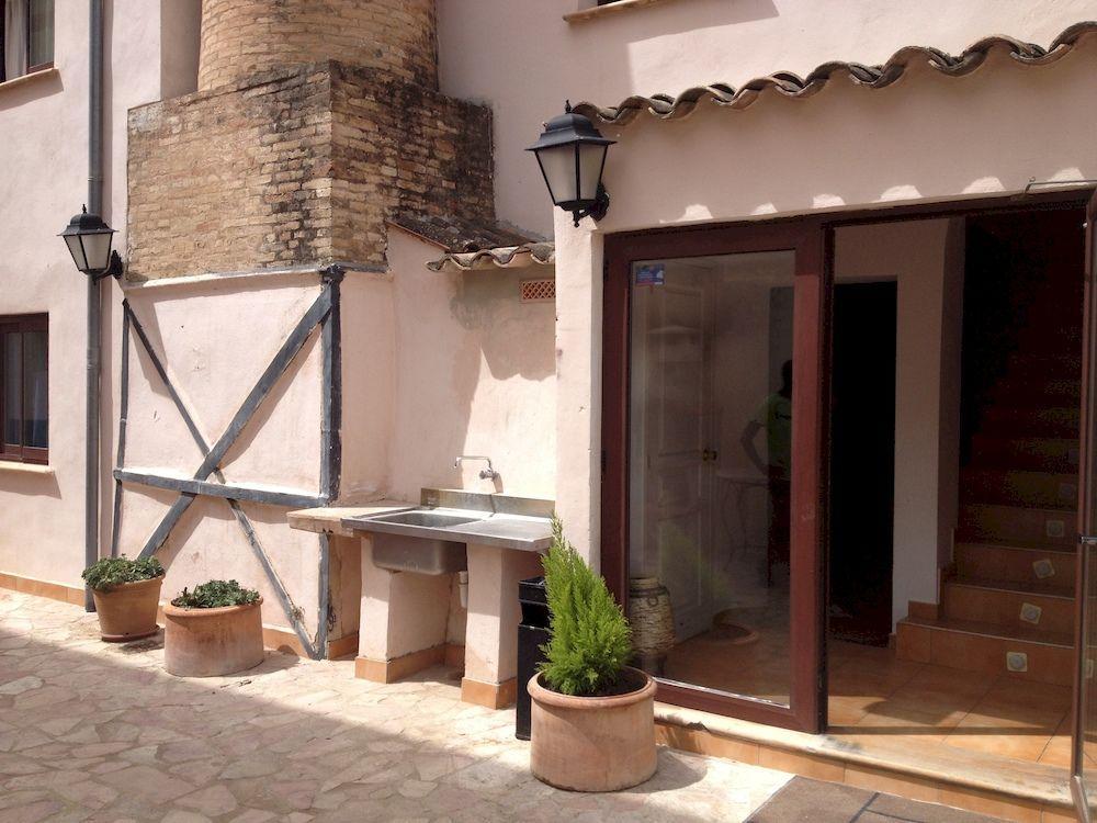 Balearic Group Hotell 2*